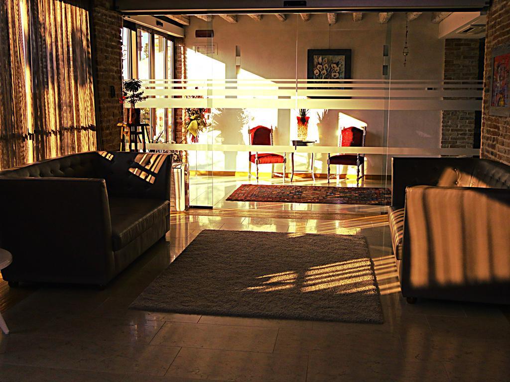 都西亚科尔酒店 米拉 外观 照片